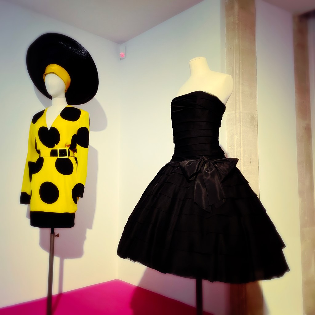 "Plongée dans les années 80 : Pourquoi l'exposition au Musée des arts décoratifs est une déception"